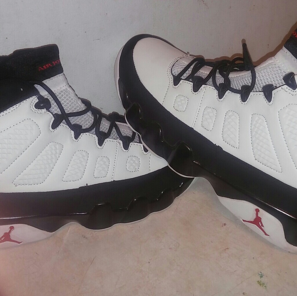 Space jam retro 9